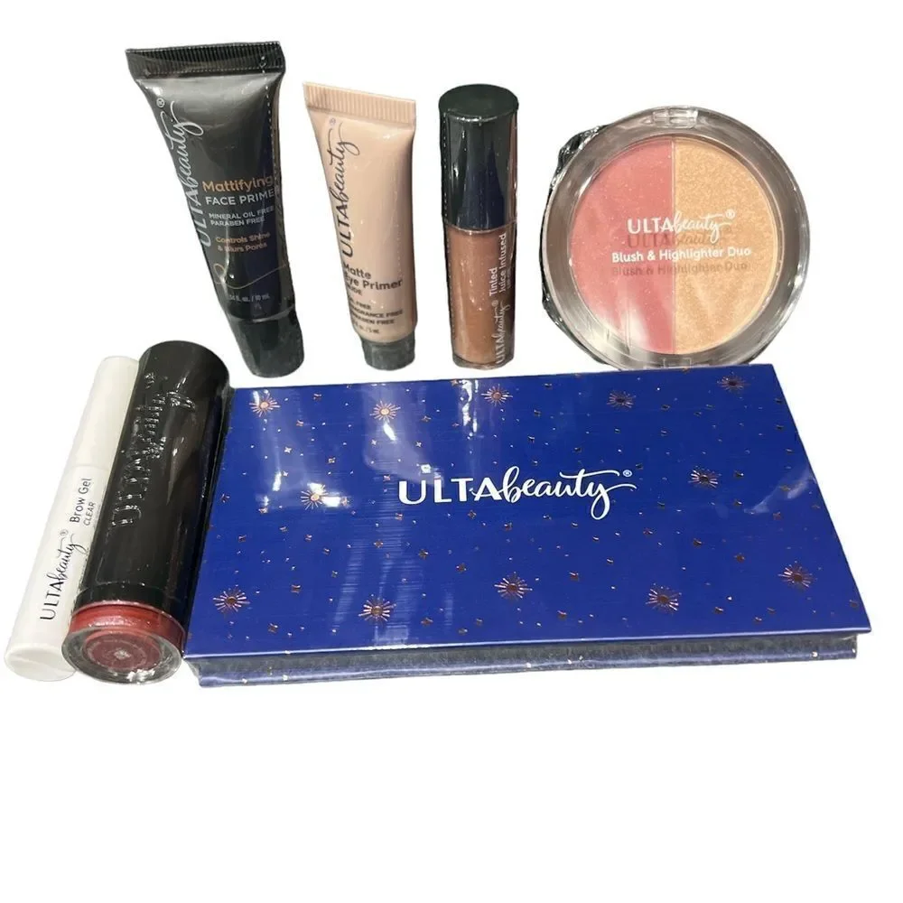 Ulta‎ beauty Green Velvet Makeup Gift bag D7